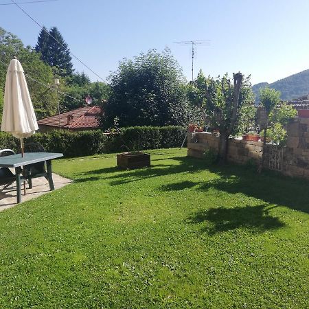 Pratomagno Apartment Cetica Luaran gambar