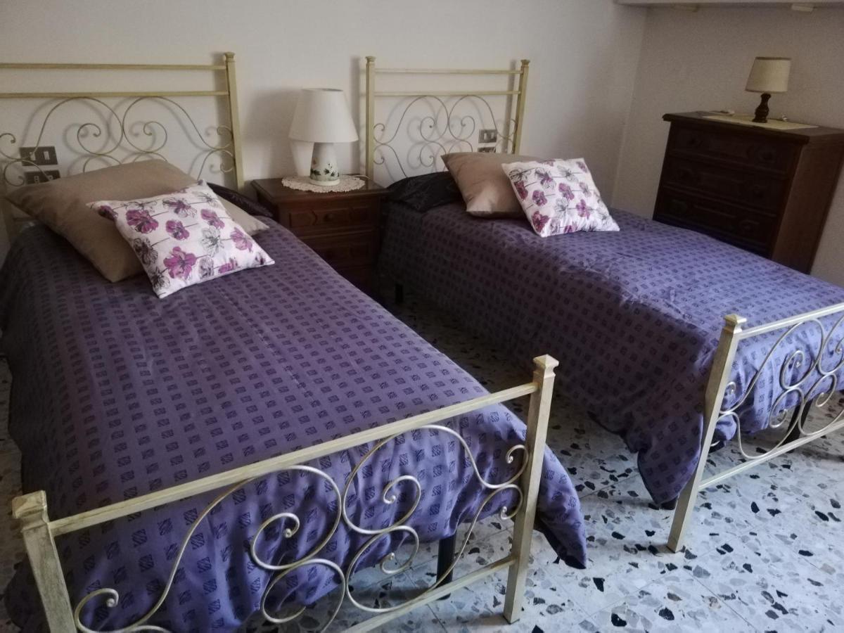 Pratomagno Apartment Cetica Luaran gambar